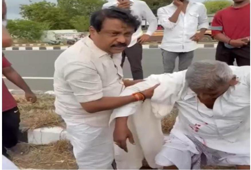 nayinaar nakenthiran bjp.jpg